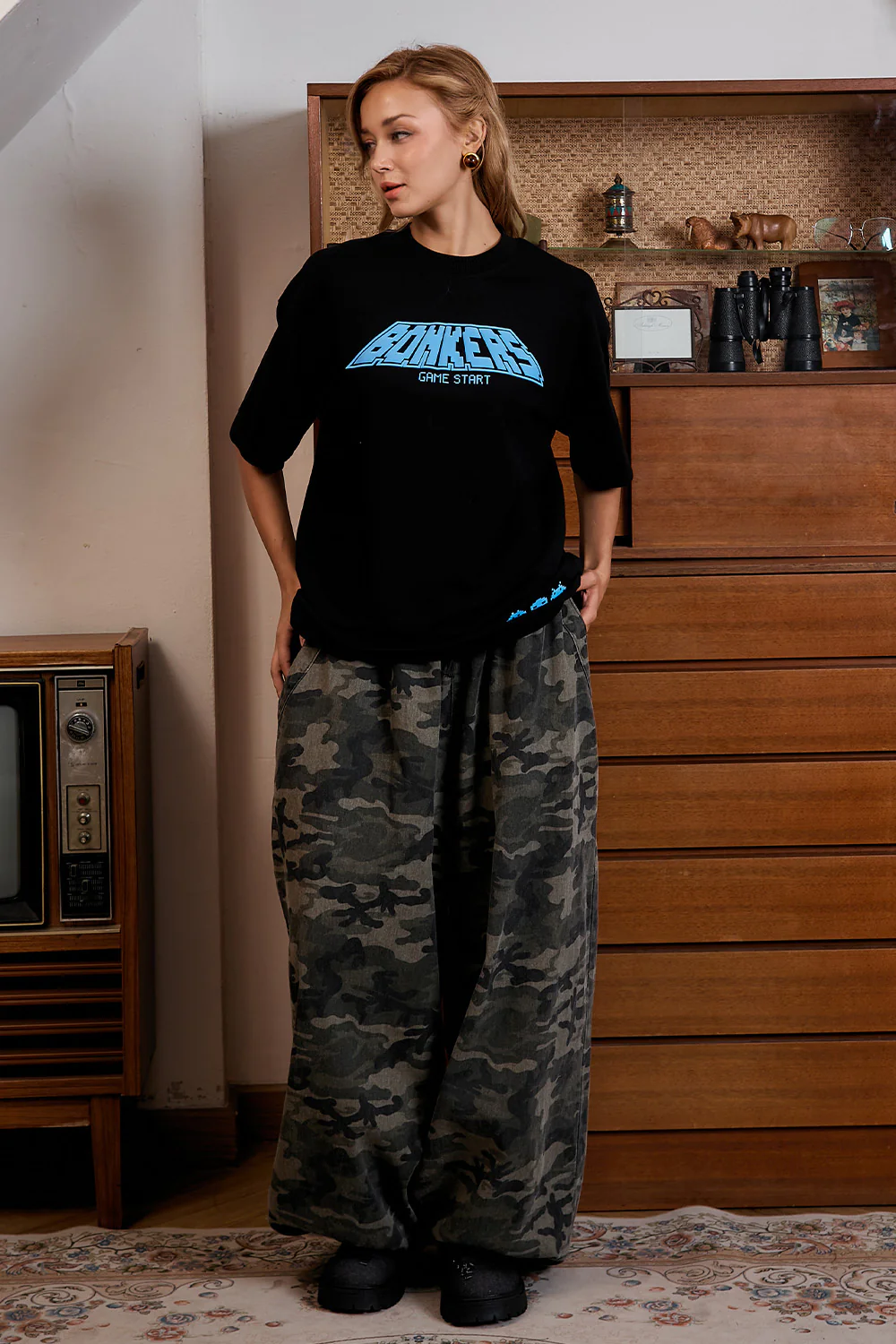Arcade Feelings Black Oversized T-shirt - Image 4