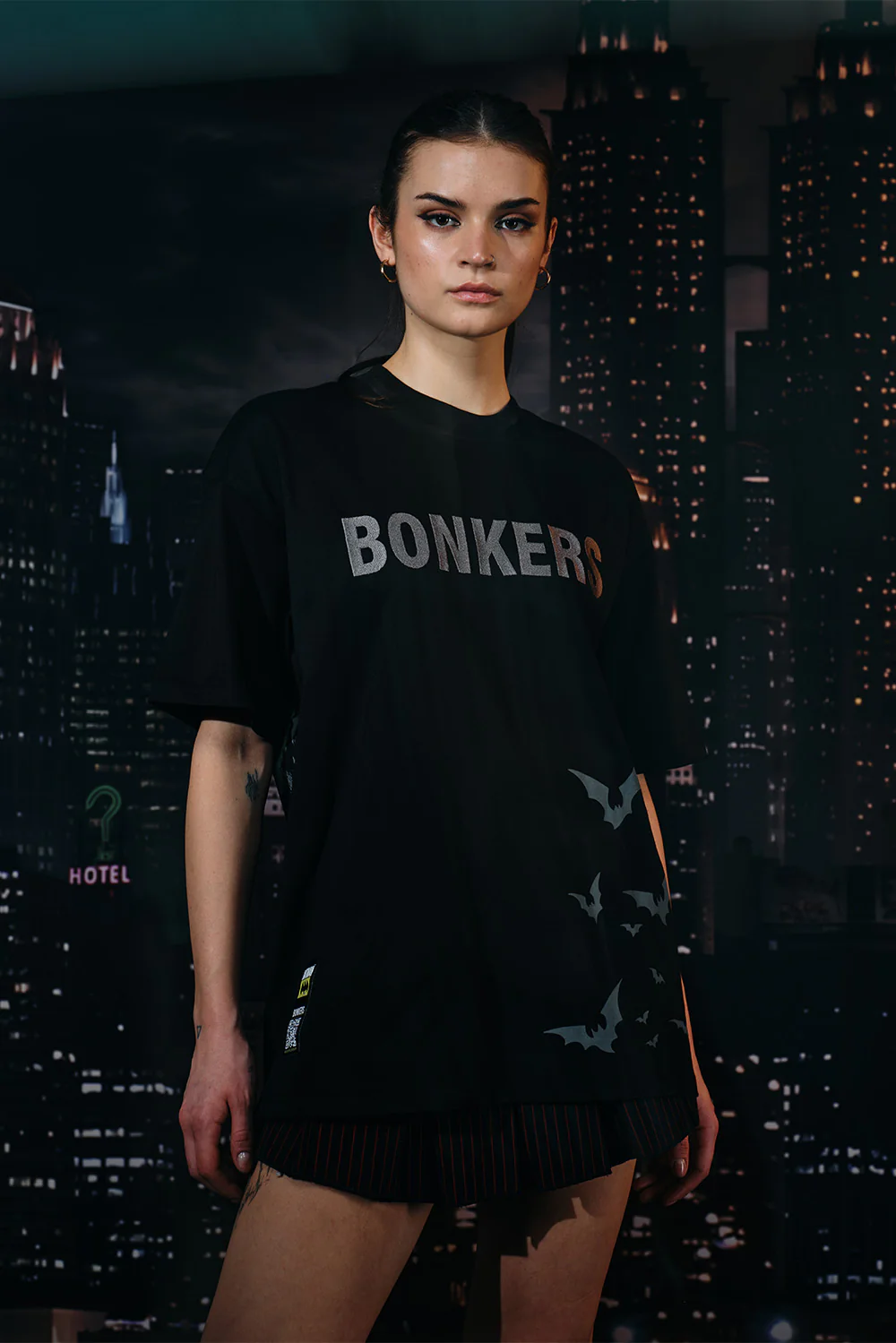 Batman Rage Embroidered Oversized T-shirt - Image 5