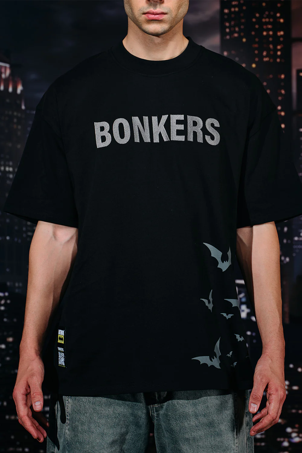 Batman Rage Embroidered Oversized T-shirt - Image 10