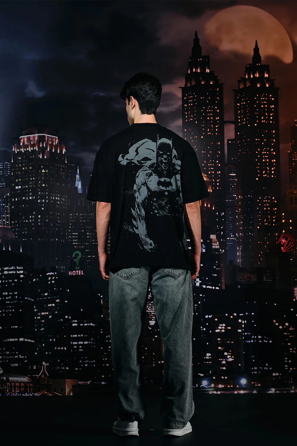 Batman Rage Embroidered Oversized T-shirt - Image 6