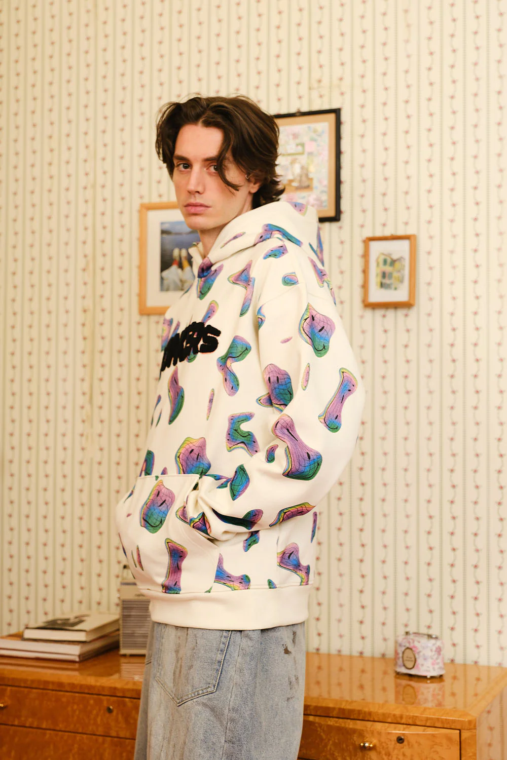 Beige Smiley Originals Hoodie - Image 11