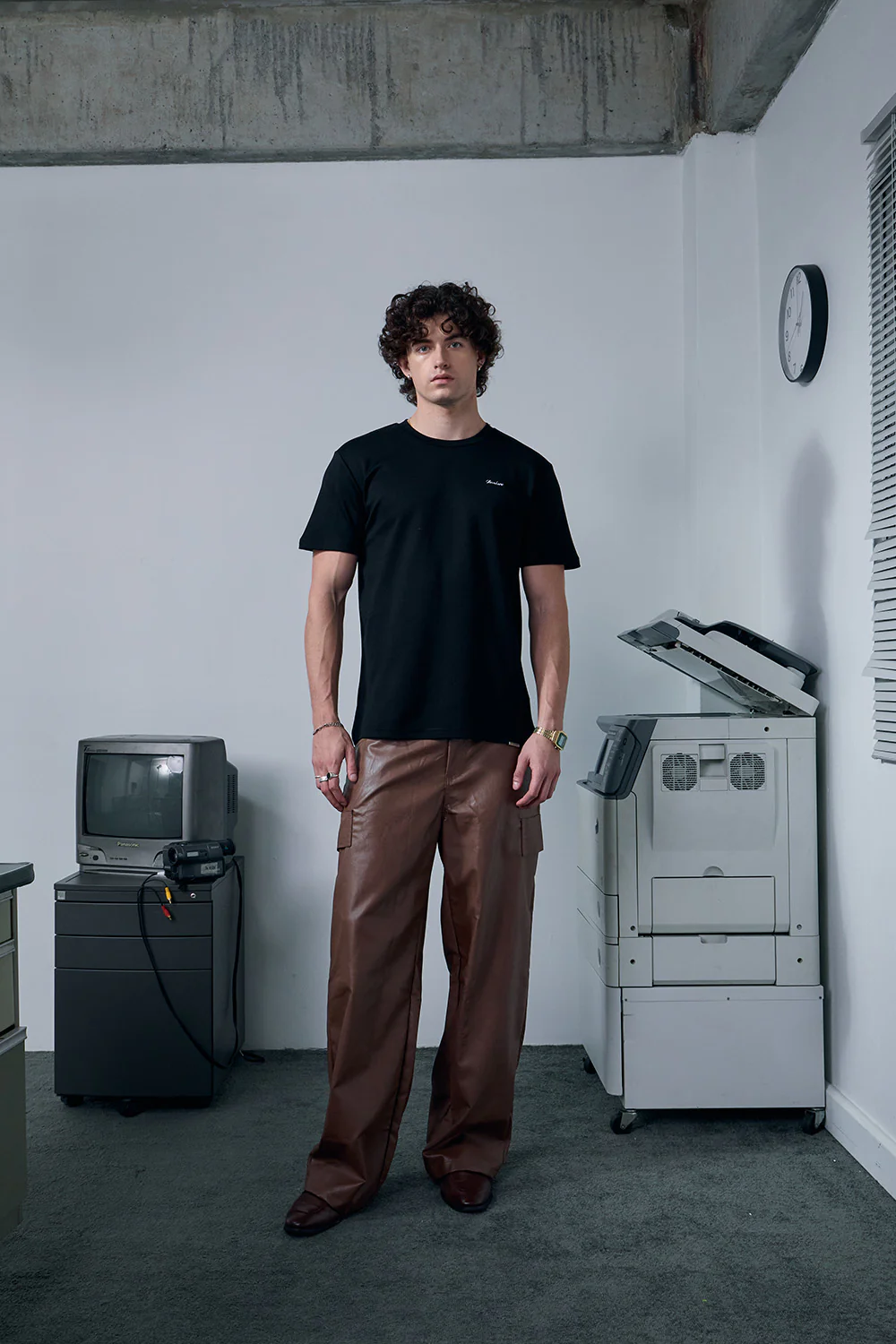 Black Regular Fit T-shirt - Image 2