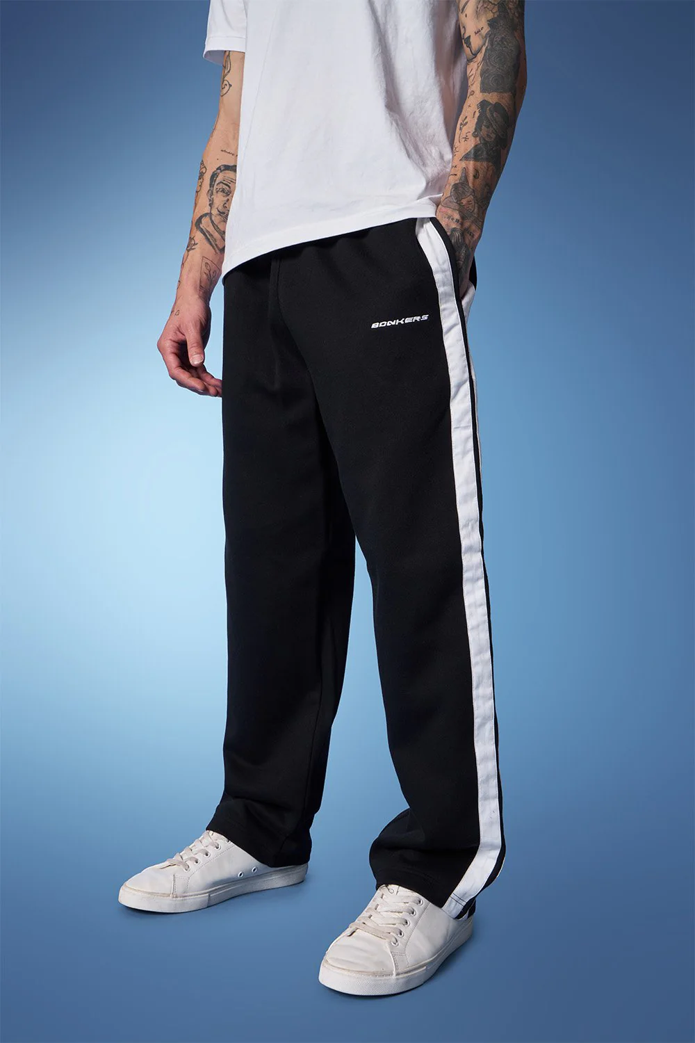 Black Sporty Straight Fit Pants - Image 8