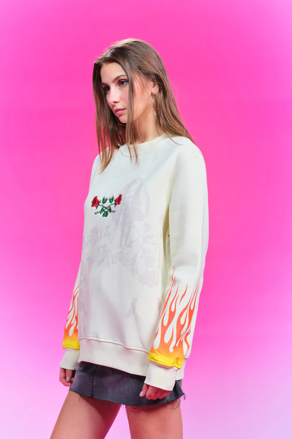 Bratz Pretty N Punk Sweatshirt - Image 10