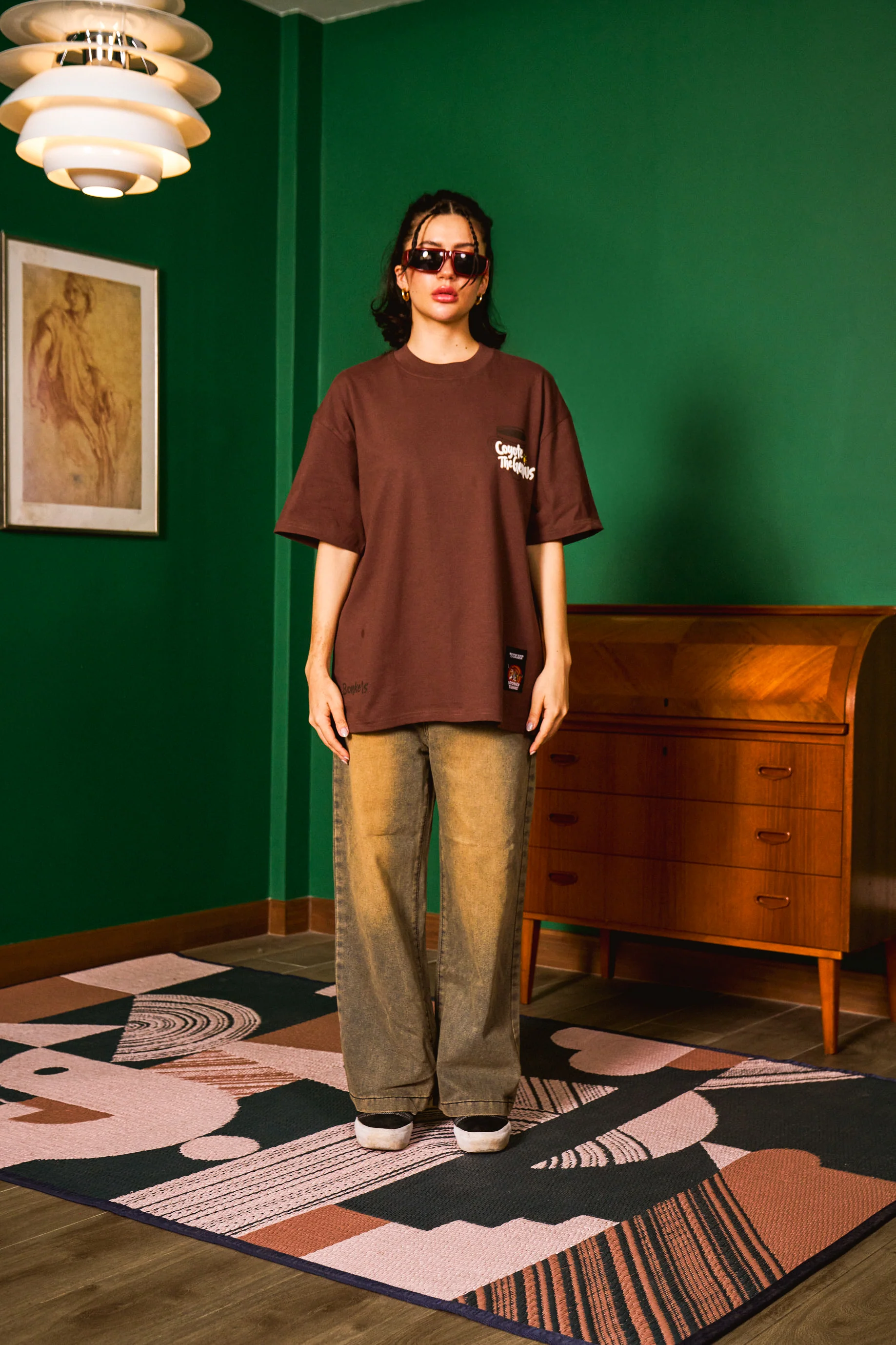 Coyote The Genius Oversized T-shirt - Image 9