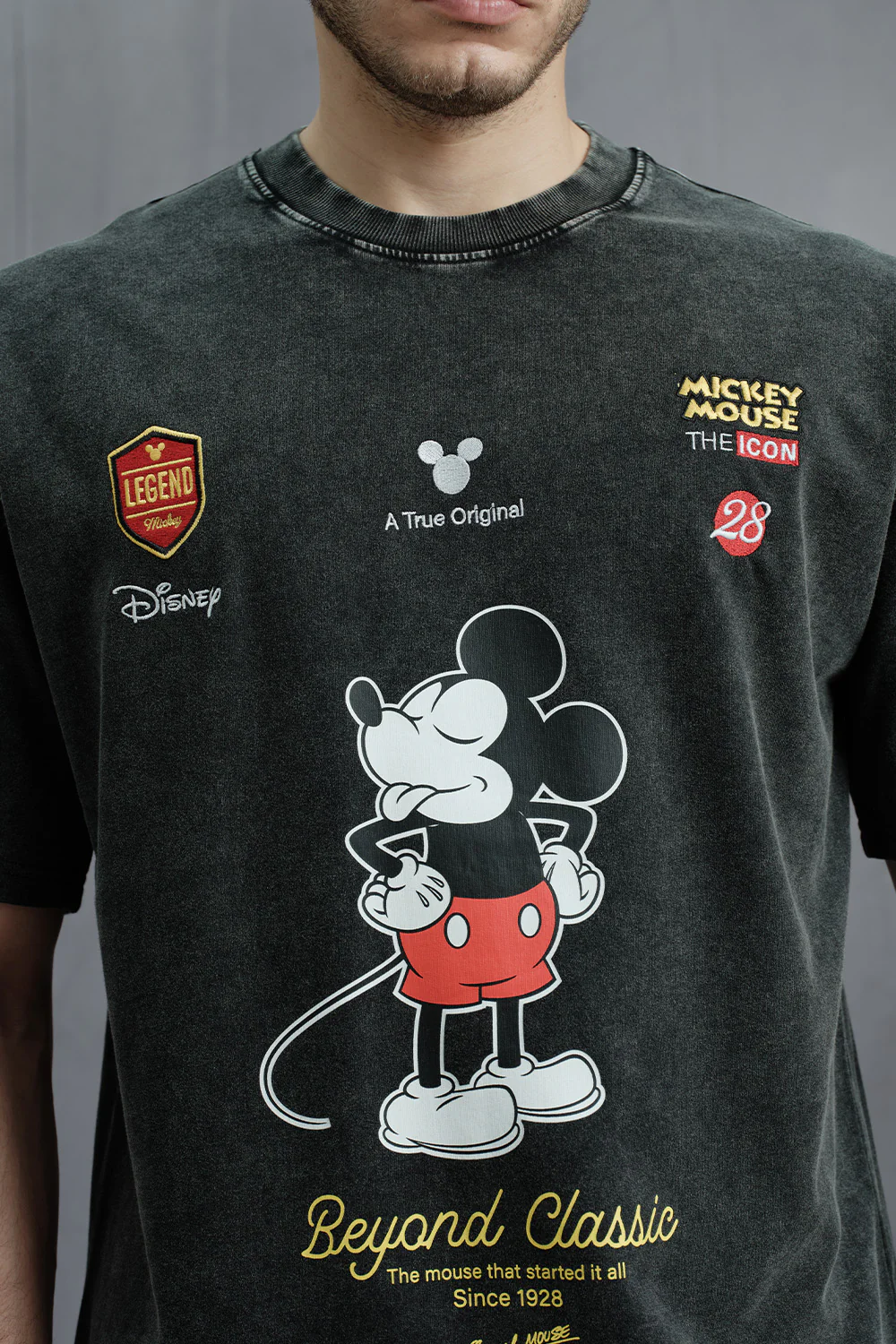 Timeless Mischief Oversized T-shirt - Image 3
