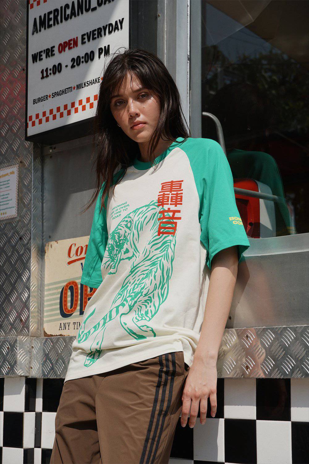King Of Beasts Oversized T-shirt - Image 3