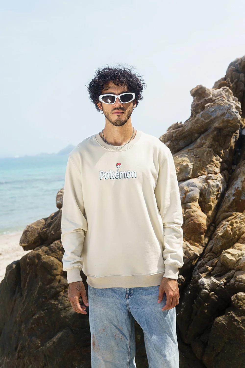 Legendary Mewtwo Oversized Sweatshirt - Image 4