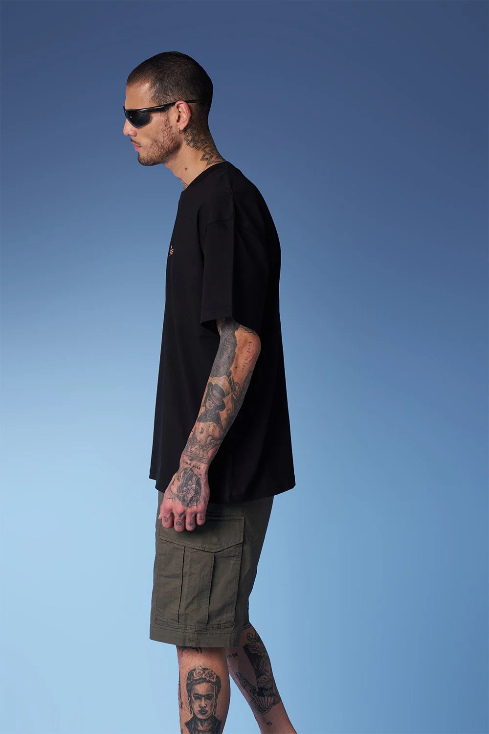 Mask Off Mickey Oversized T-shirt - Image 9