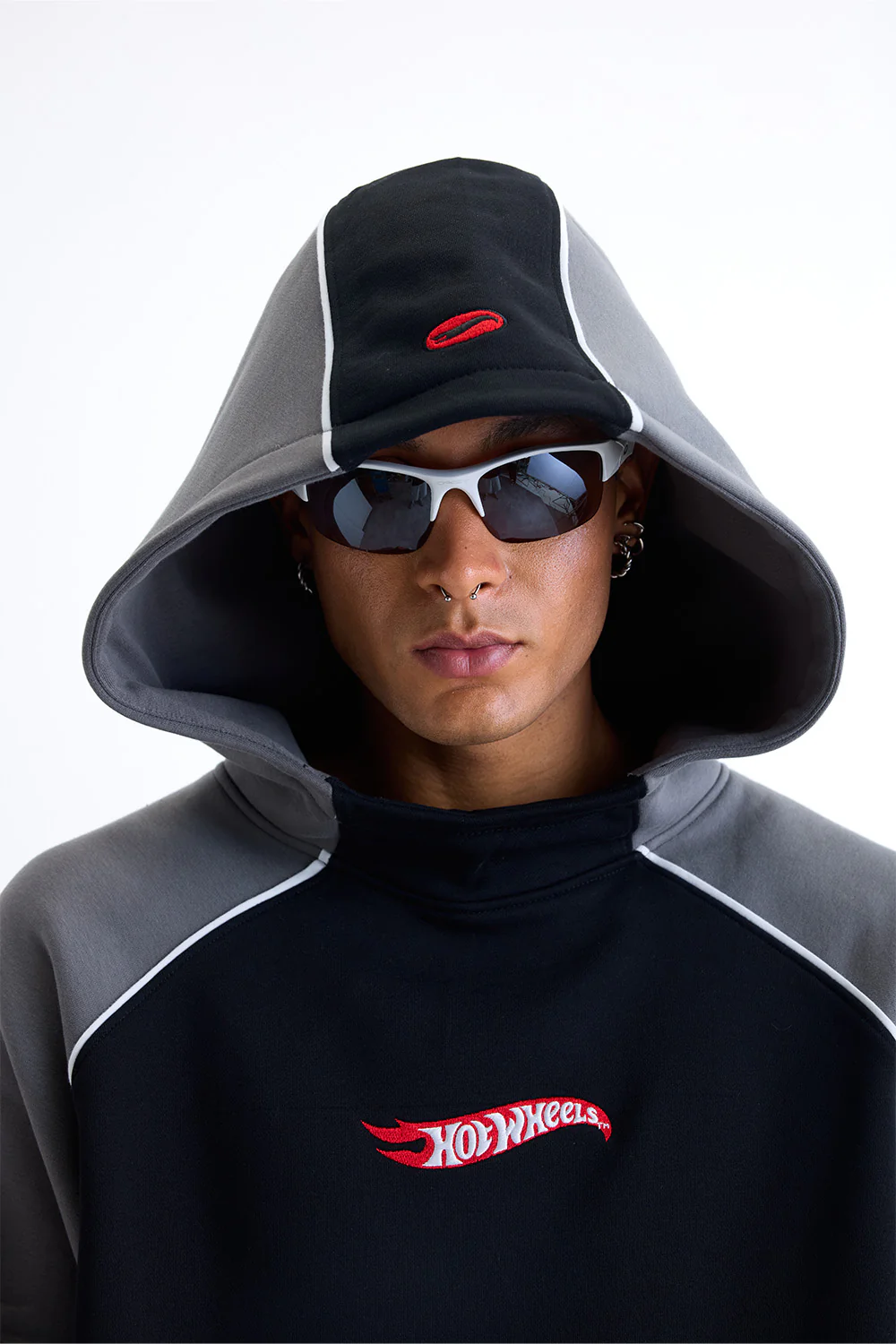 No Limits Hoodie - Image 8