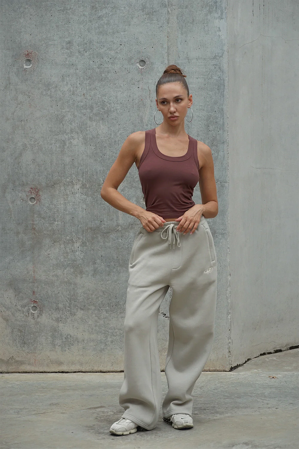 Off White On The Go Joggers - Image 3