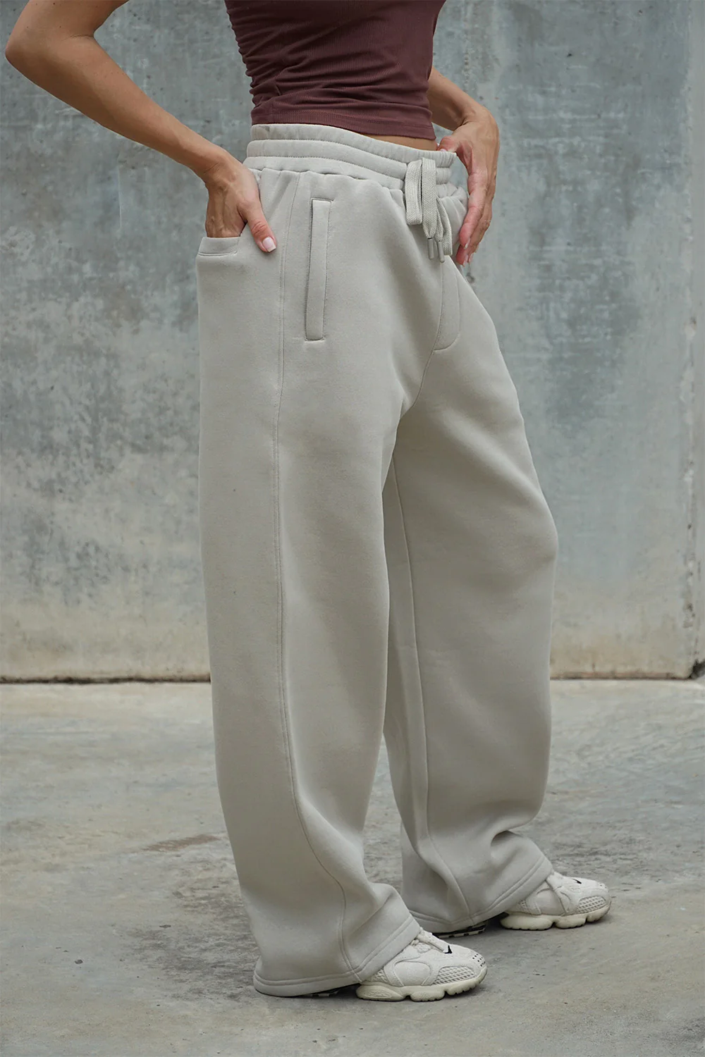 Off White On The Go Joggers - Image 6