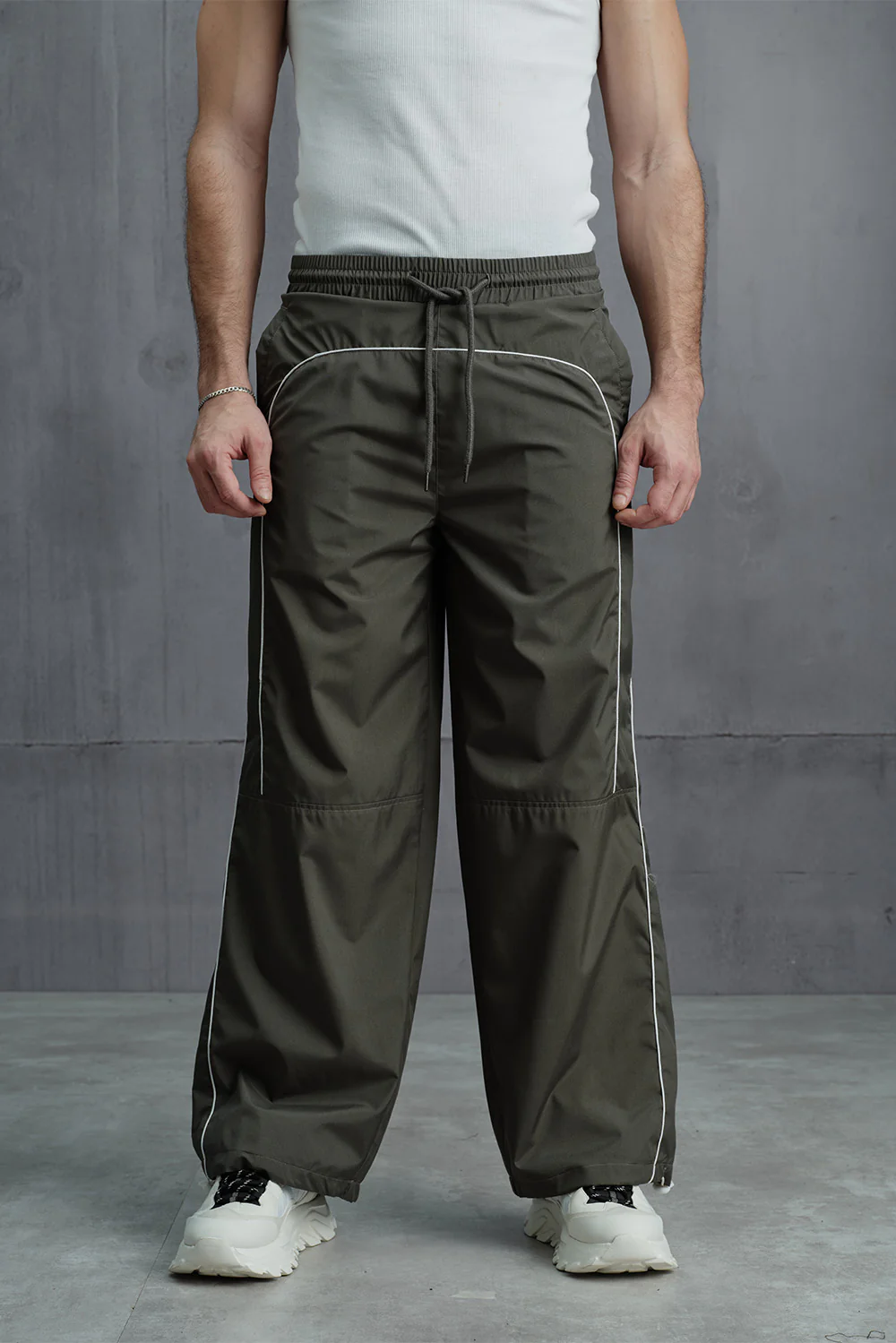 Olive Sporty Deconstructed Loose Pants - Image 3