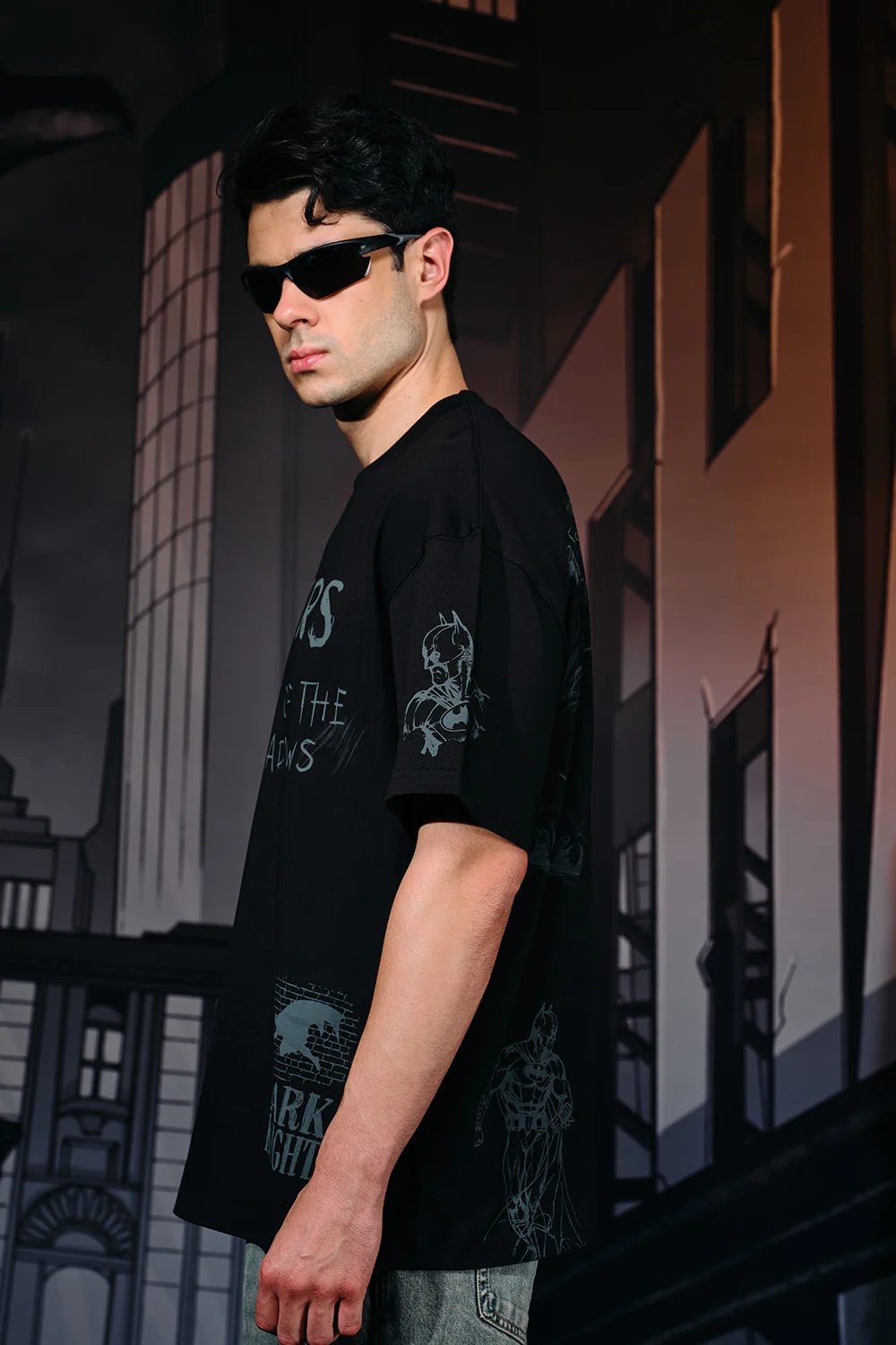 Out of the Shadows Oversized T-shirt - Image 10