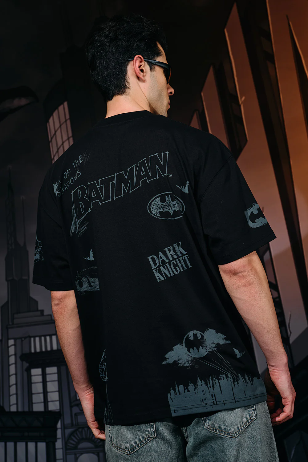 Out of the Shadows Oversized T-shirt - Image 8