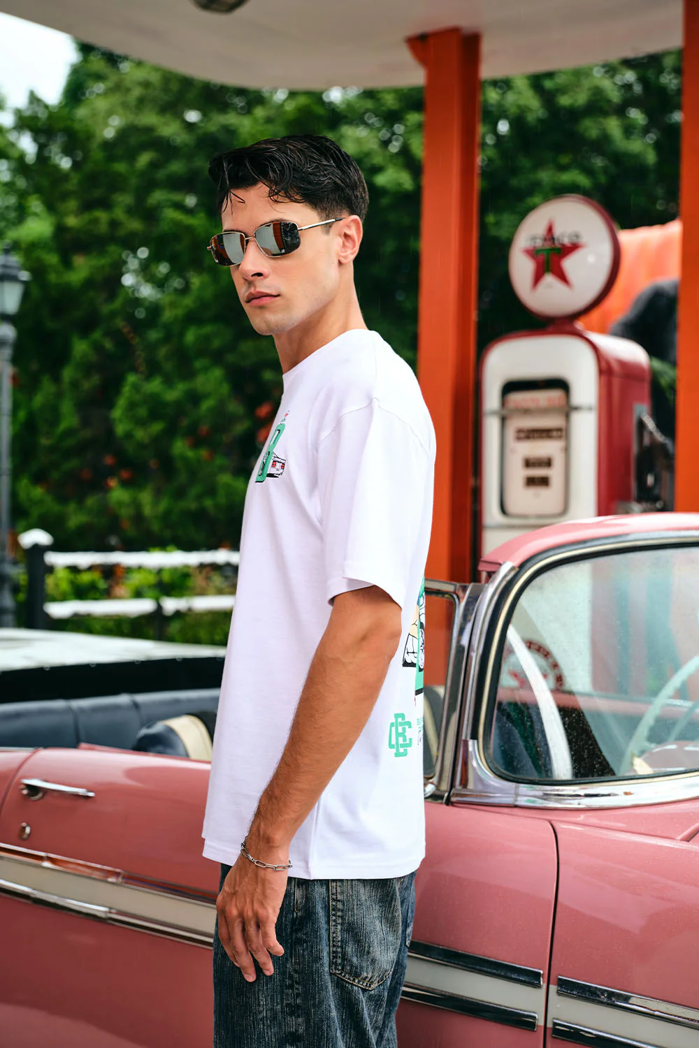 Pushing Hard Oversized T-shirt - Image 9
