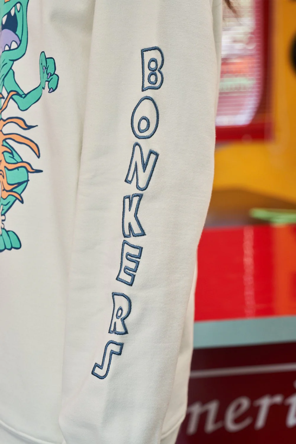 Rugrats Dinosaur Off White Sweatshirt - Image 5