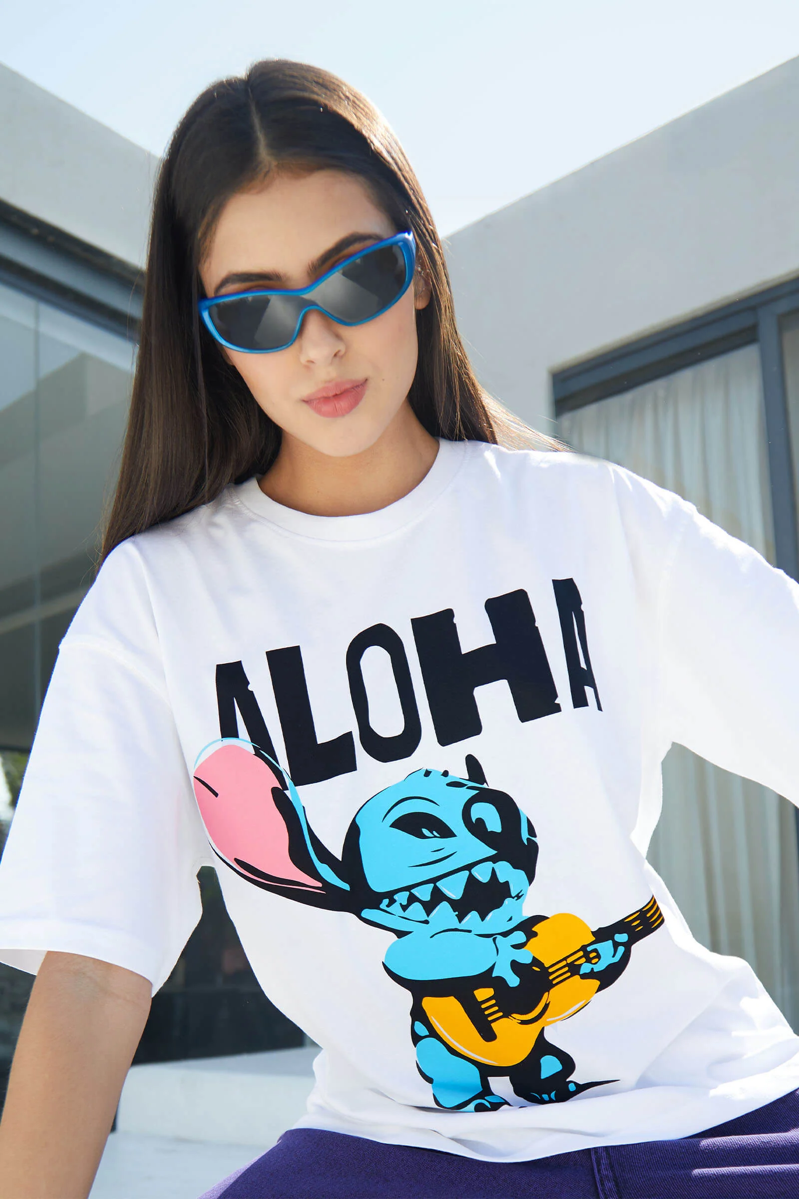 Stitch Oversized T-shirt - Image 3