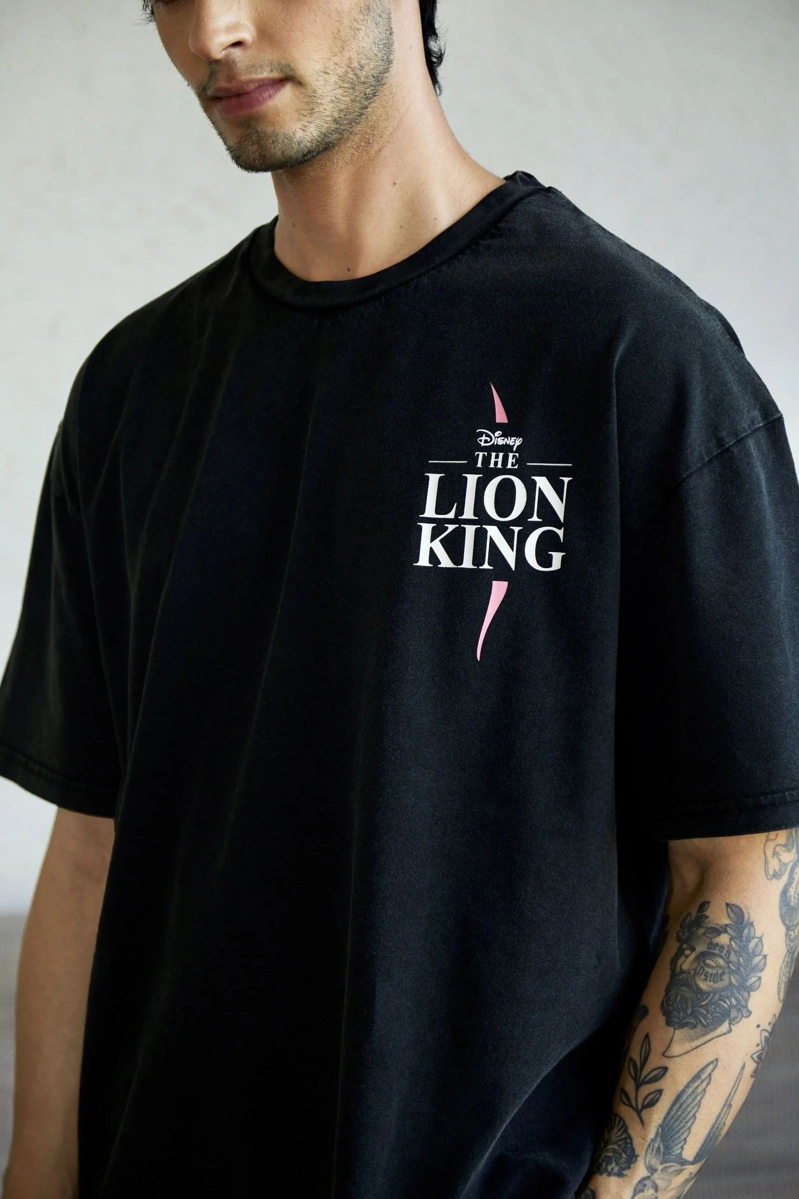 The Lion King Faded Oversized T-shirt - Image 3