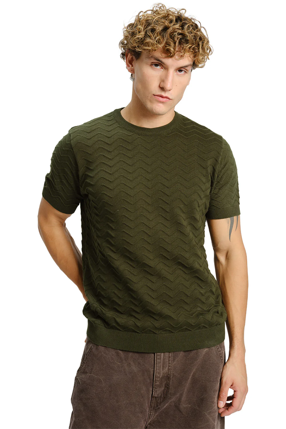 Zigzag Olive Knit T-shirt - Image 4
